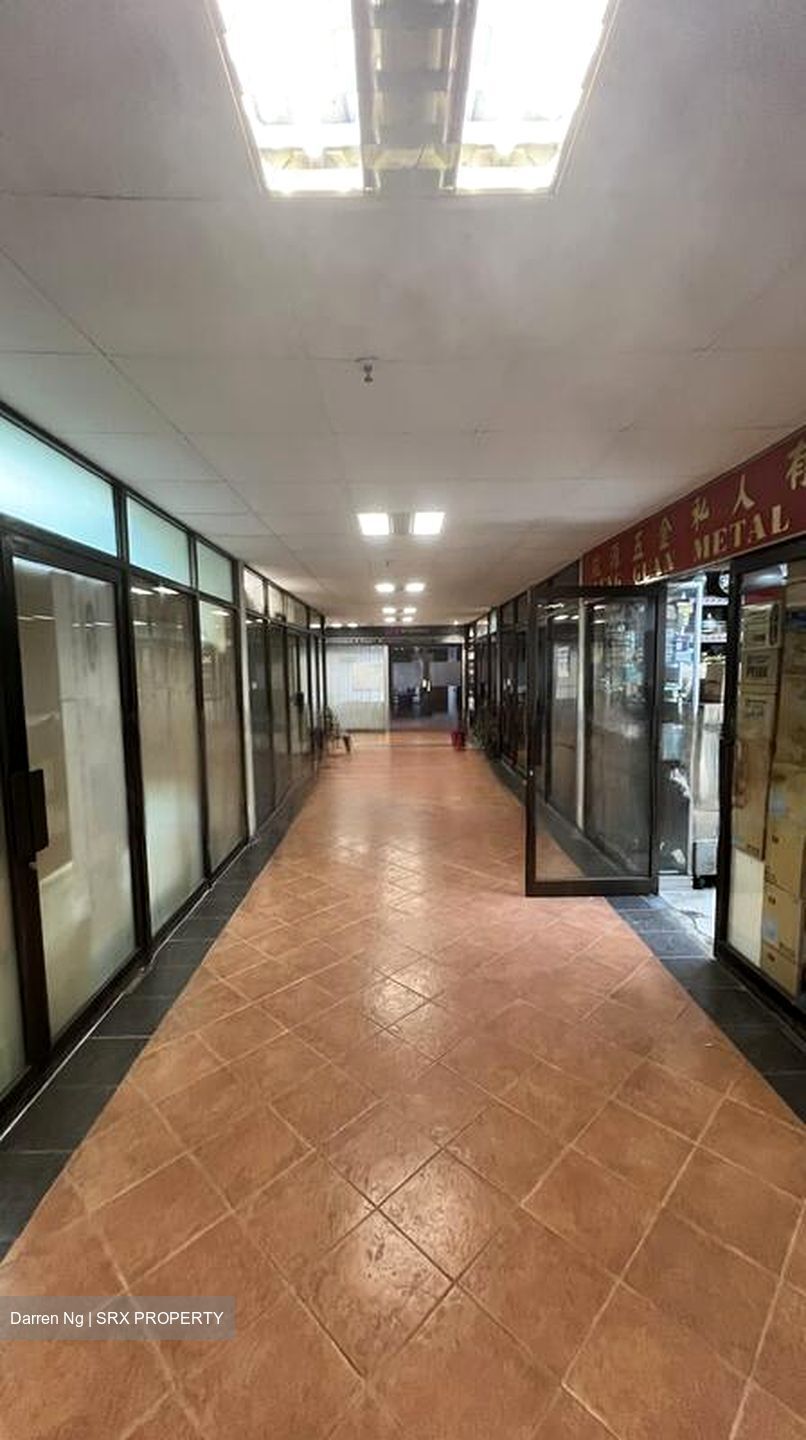 Jalan Besar Plaza (D8), Shop House #453256651